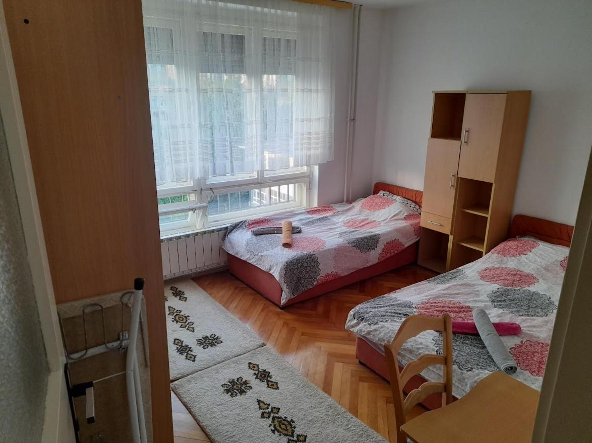 Apartman Bulevar Stupine Тузла Екстериор снимка